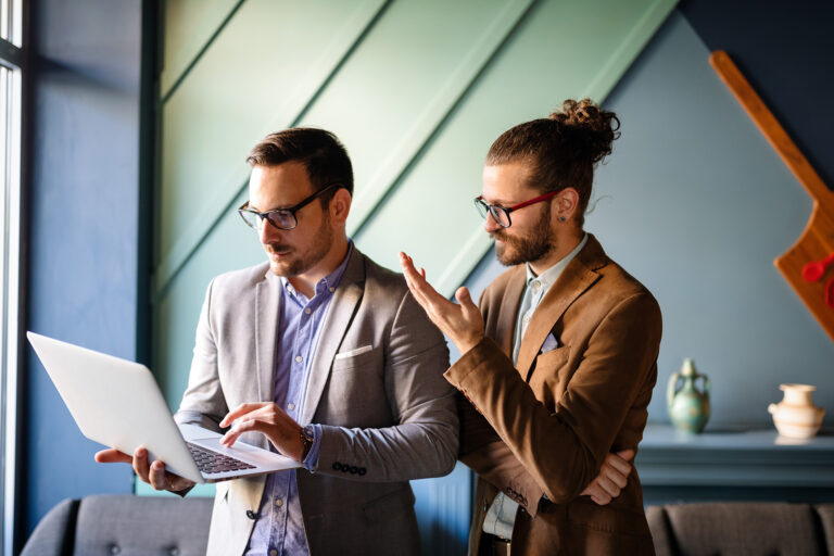 ابرخودرو مکلارن سابر معرفی شد